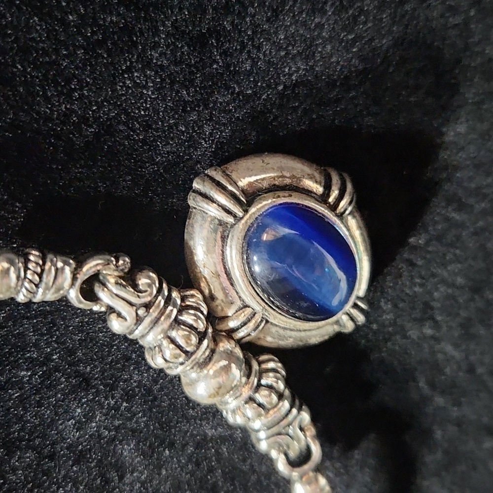 Avon Silver and Blue Choker and Earrings Set - Picture 3 of 6